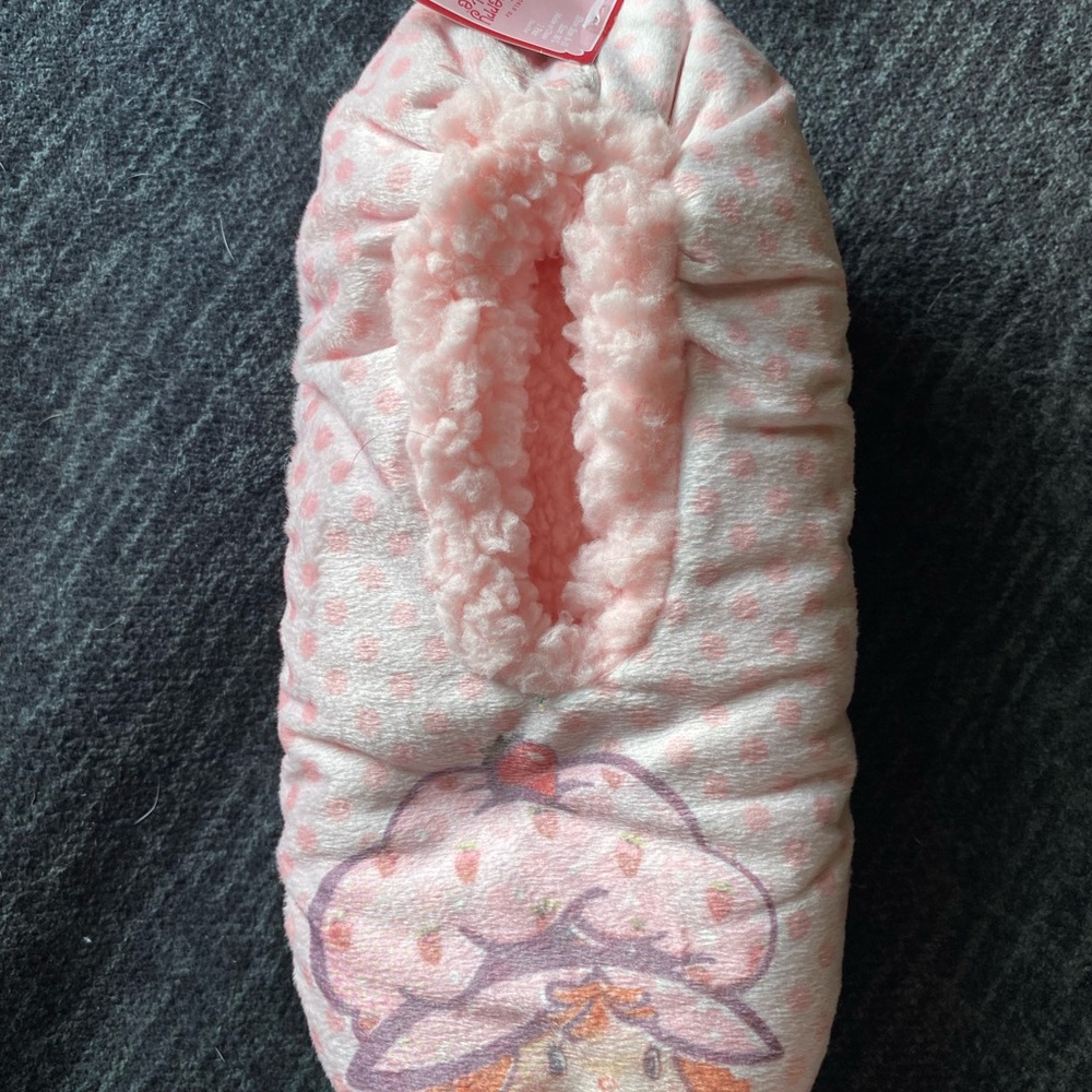 Strawberry Shortcake Slipper Socks